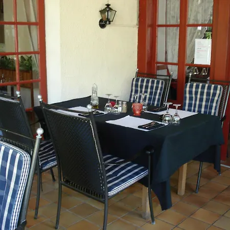 Hotel Relais Du Chateau Saint-Blancard