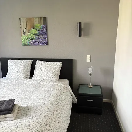 Relais Du Chateau Hotel 2*