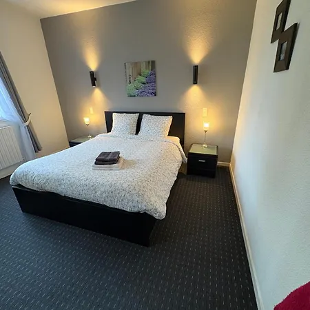 Relais Du Château 2* Saint-Blancard