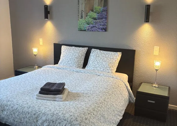 Relais Du Chateau 2*